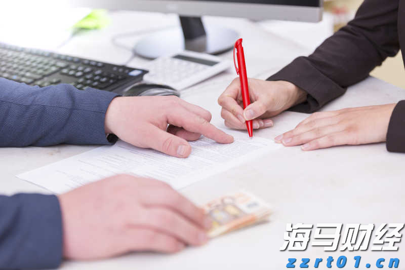 全球原油市场或进入过剩阶段：页岩油巨头Diamondback Energy(FANG.US)减产以应对OPEC+增产压力